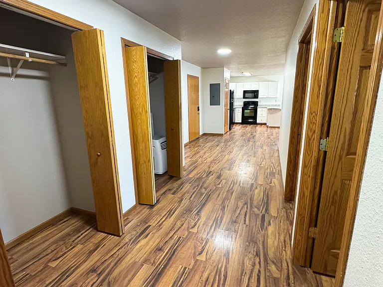 117 W Main St — Photo 29