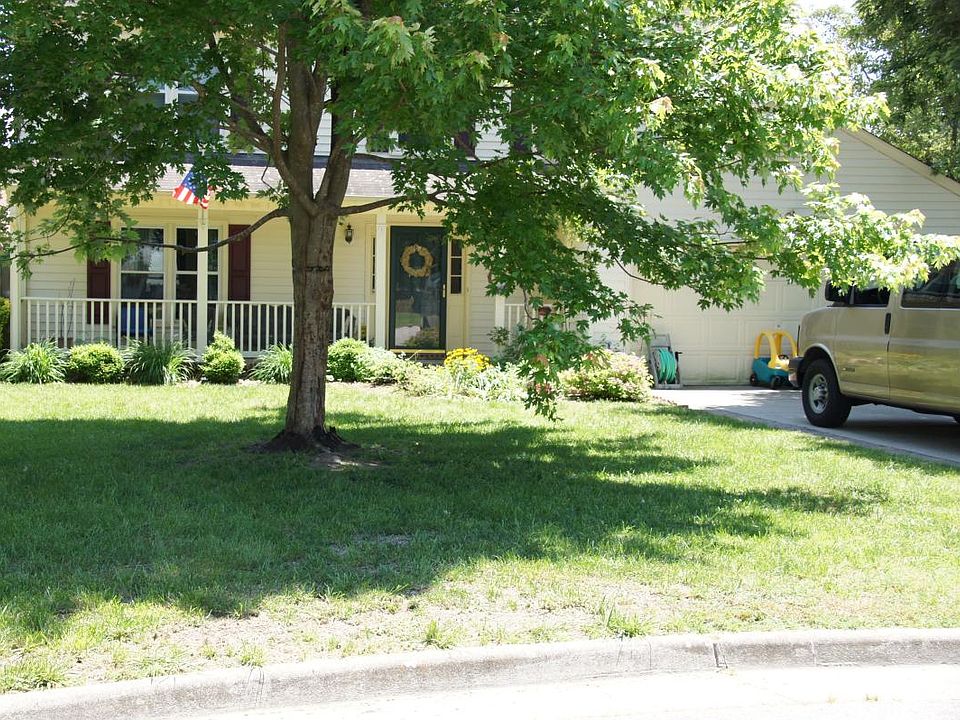 1st image of 114 Carla Dr