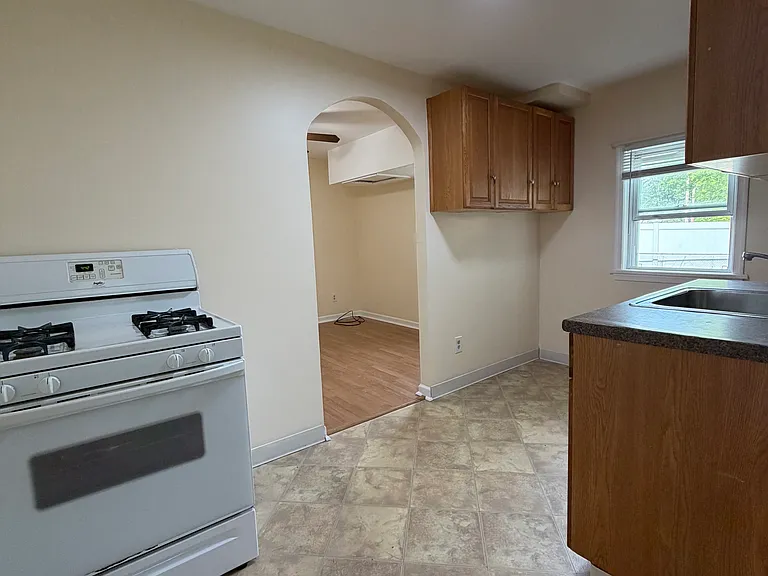 1611 Cardinal Dr #RH — Photo 6