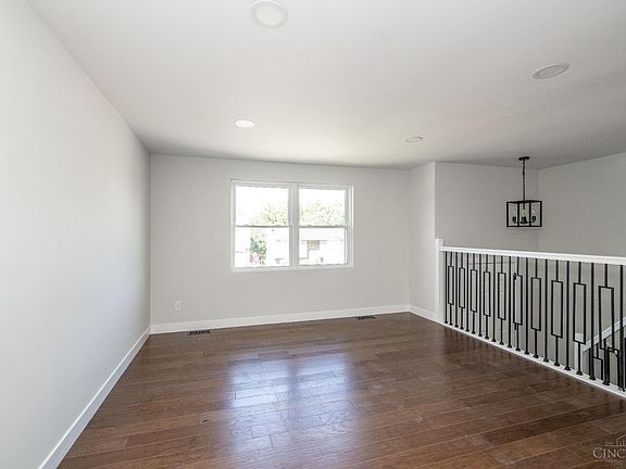 5th image of 914 Beechmeadow Ln