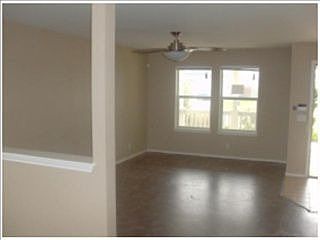 2nd image of 2802 Meadow Ln