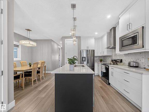 3rd image of 9358 Pear Line SW