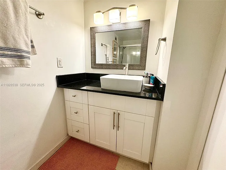2899 Collins Ave #1004 — Photo 11