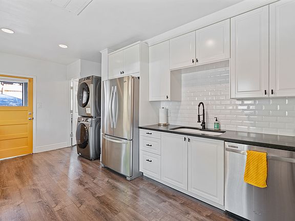 3rd image of 440 N J St E