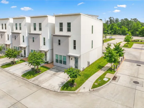 18736 B Centro Main St, Shenandoah, TX 77385