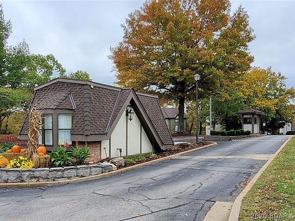 3rd image of 387 Waters Edge Dr #34-2B