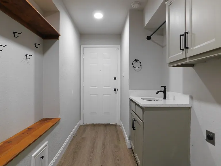 3105 Old North Rd — Photo 37
