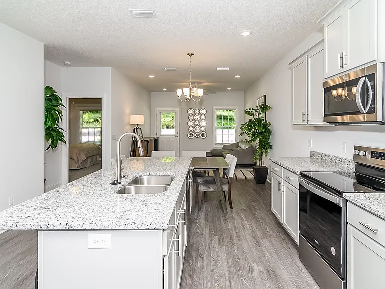 1084 Walker Point Way — Photo 10