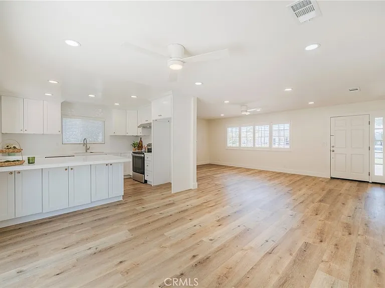 6042 Stone Cir — Photo 10