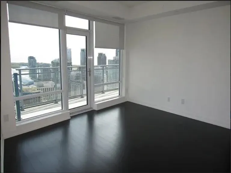 21 Widmer St #3909 — Photo 12