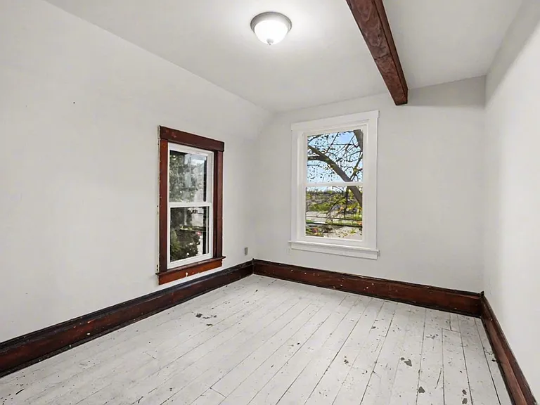 120 Depot St — Photo 15