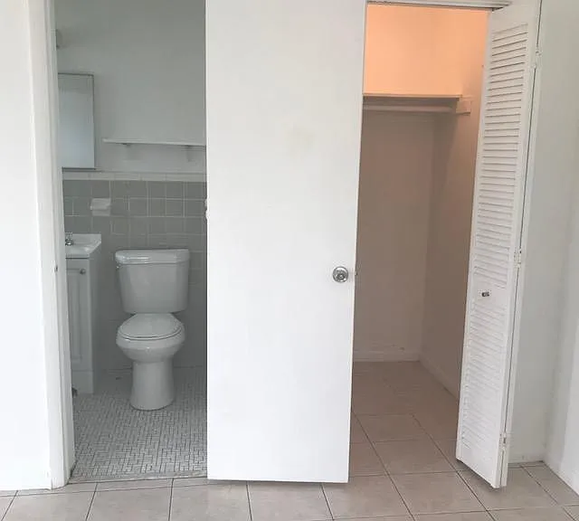 725 NE 7th St #117B — Photo 10