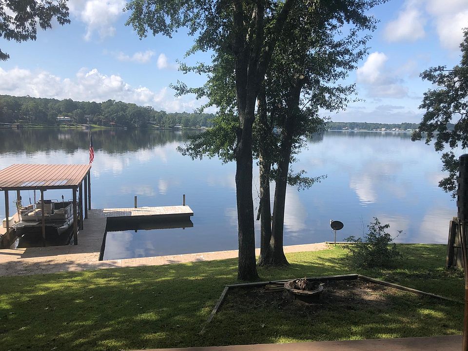 Backyard / dock / boathouse