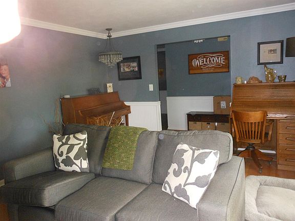 4th image of 818 Greenwood Ct