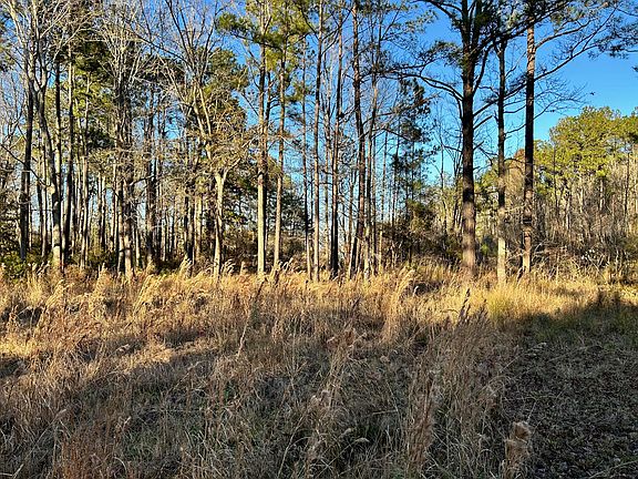 4th image of 1420 Pinopolis Rd