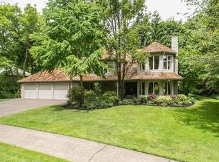2719 Riven Dell Rd, Lake Oswego, OR 97034