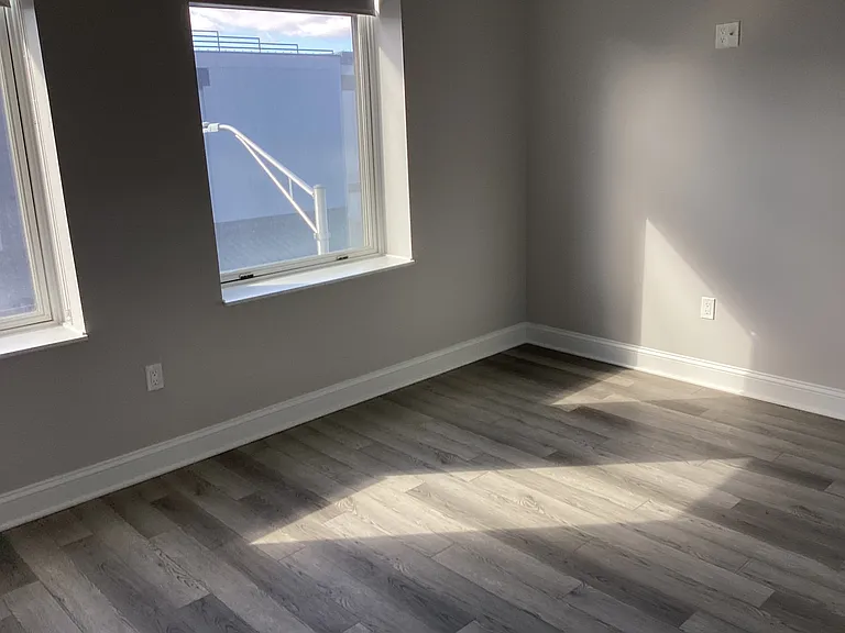 227 Lackawanna Ave #3A — Photo 10