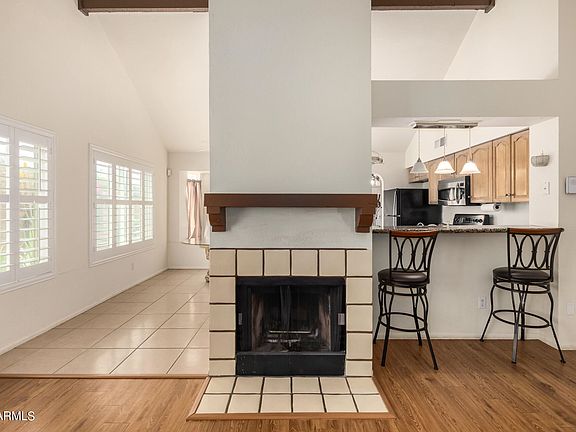 5th image of 2121 W Rose Garden Ln
