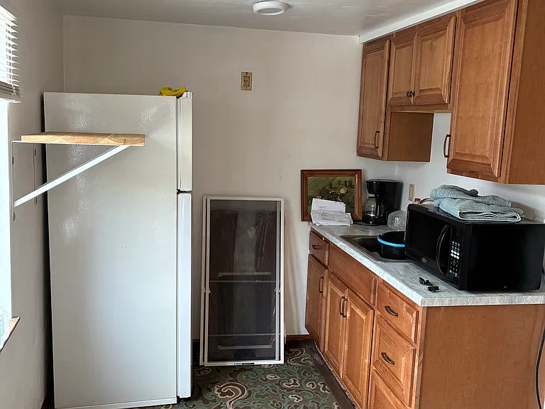 770 W Chestnut St #2 — Photo 5