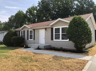 537 Donna Dr, Clarksville, TN 37042