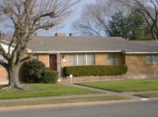 9033 Fairhaven Ln, Dallas, TX 75227