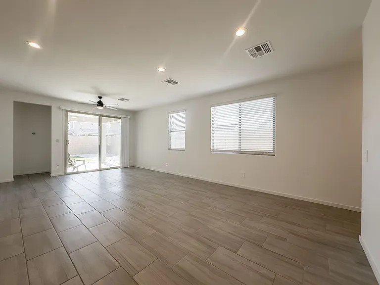 2554 S 179th Dr — Photo 9
