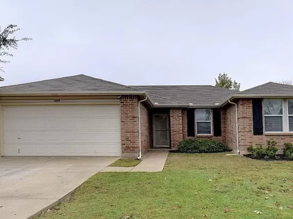 1404 Erin Dr, Burleson, TX 76028