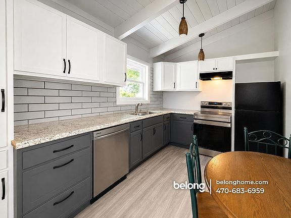 3rd image of 480 Yancey Cir