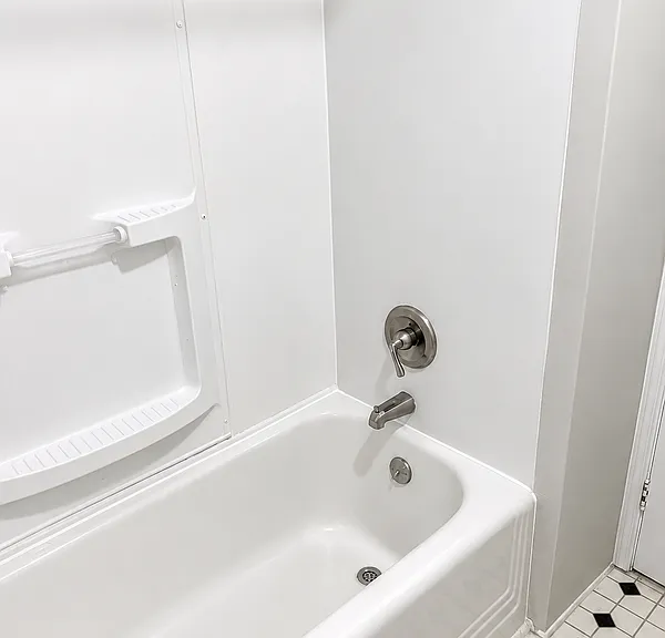 40 Parkwood St #2 — Photo 8