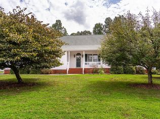 4560 Springbrook Dr, Burlington, NC 27215