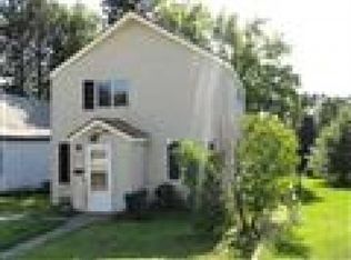 911 27th St, Cloquet, MN 55720