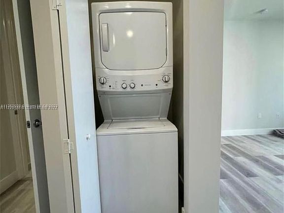 5th image of 10229 NW 64th Ter APT 303