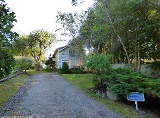 5 N Causeway Ln, Southwest Harbor, ME 04679