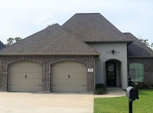 3259 Fairwood Ln, Lake Charles, LA 70607
