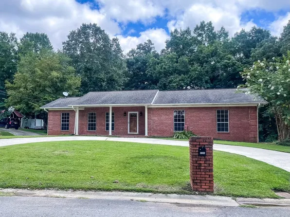 5183 Tyler Oaks Dr, Mount Olive, AL 35117