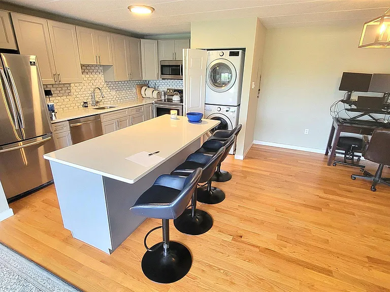 235 Winthrop St #4408 — Photo 2