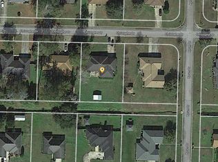 418 Christopher Dr, Hinesville, GA 31313