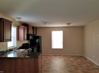 1353 6th Ave SE, Dickinson, ND 58601