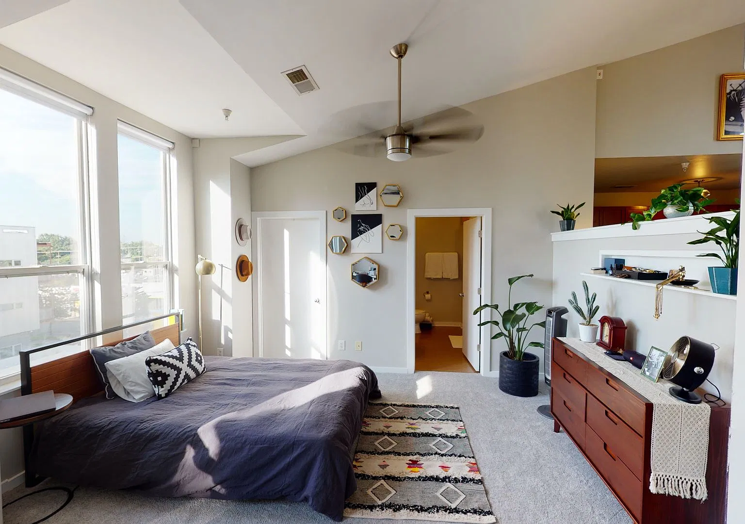 Optimist Hall Penthouse — Photo 1