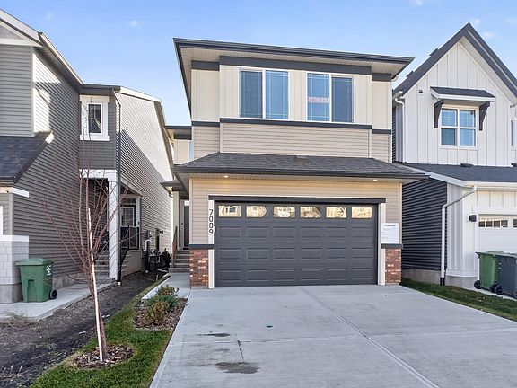 2nd image of 7009 50a Ave