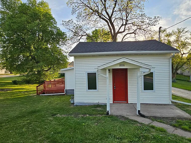 806 N Roche St — Photo 1