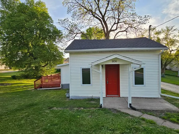 806 N Roche St, Knoxville, IA 50138