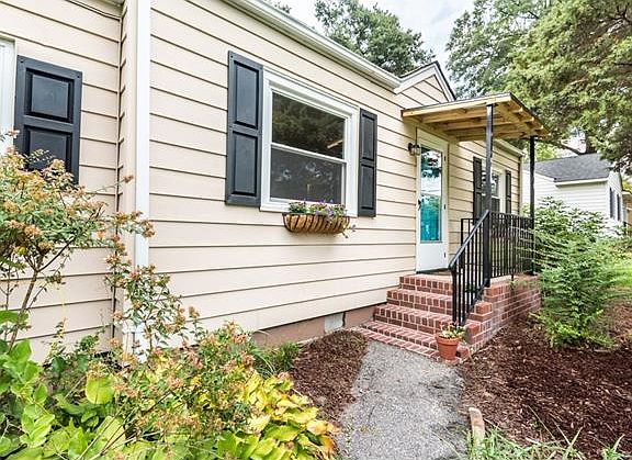 3rd image of 2418 Agra Dr