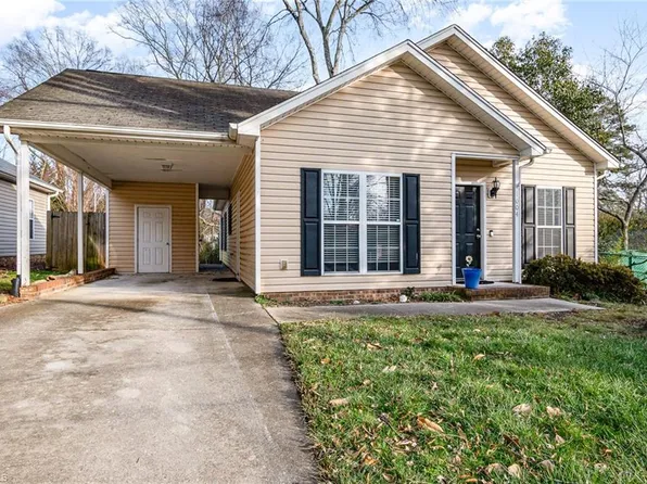 1004 Cleburne St, Greensboro, NC 27408