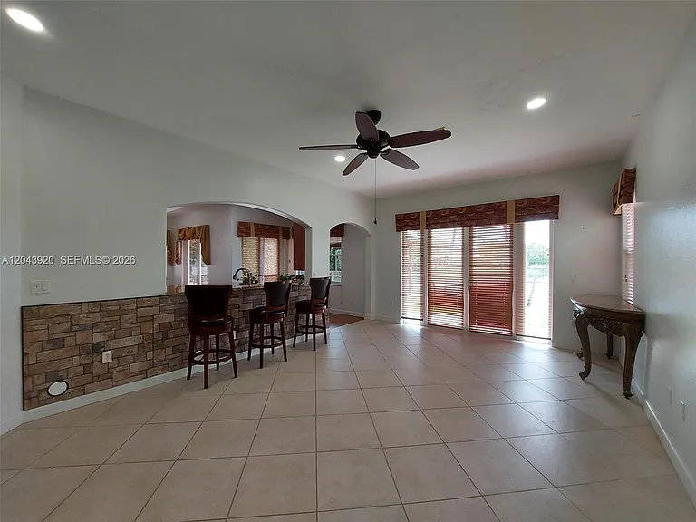 5350 SW 130th Ter — Photo 10