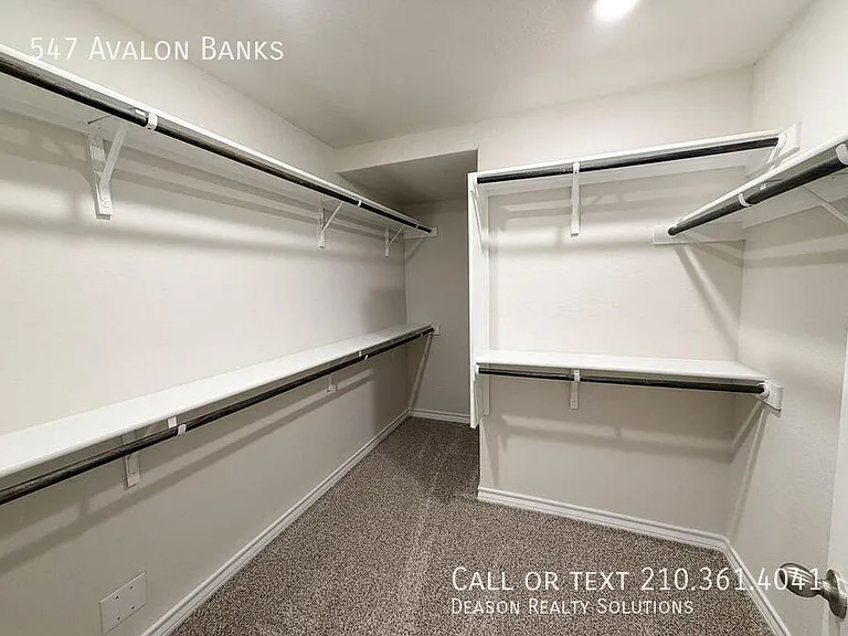 547 Avalon Banks — Photo 10