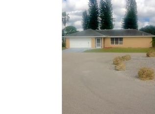 19497 Poppytree Ct, Lehigh Acres, FL 33936