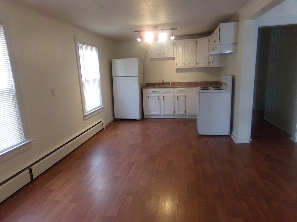 1st image of 416 Glen St #6