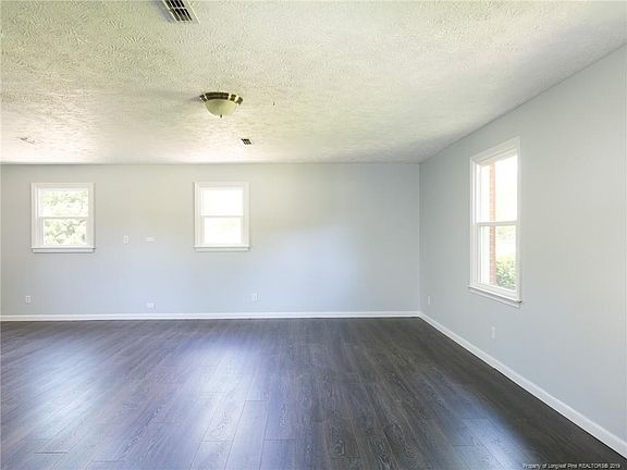 4th image of 3414 Beechwood St