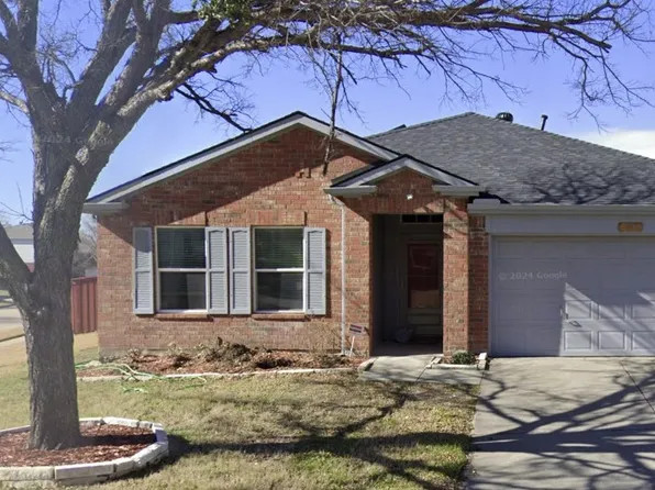 2441 Eagle Mountain Dr, Little Elm, TX 75068